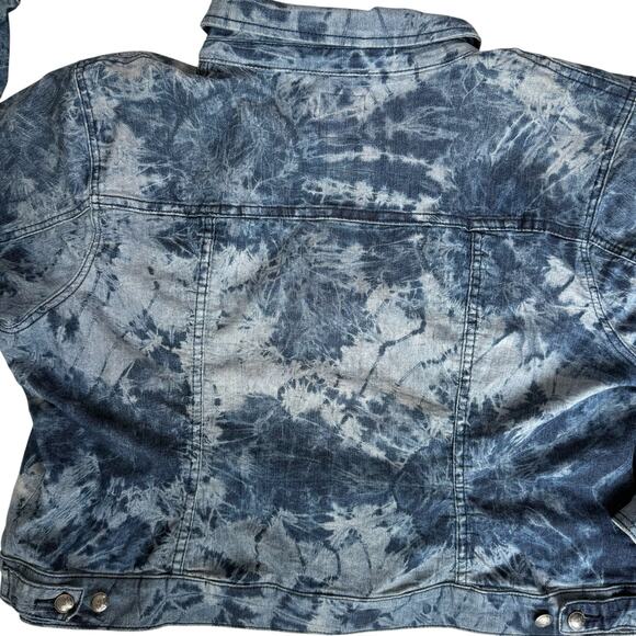 Torrid Tie Dye Womens Blue Denim Jacket Plus Size 3X 22-24 Trucker Casual Hippie - Picture 12 of 13